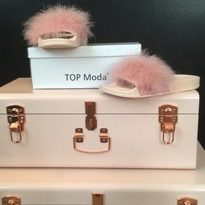 Top moda feather slides